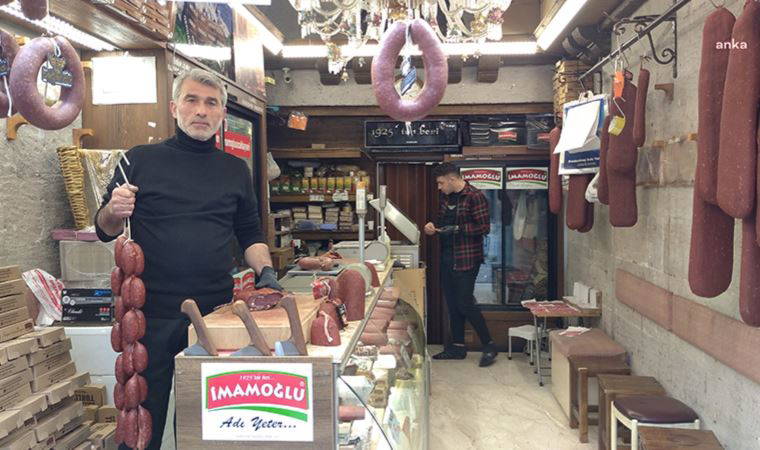 Pastırma gramdan dilime düştü, sucuk parmakla ölçülerek satılıyor