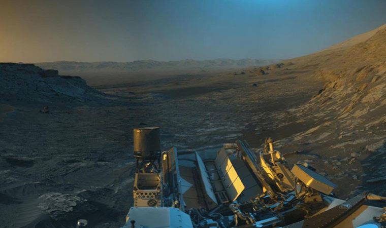 Mars gezgininden 'kartpostal' geldi