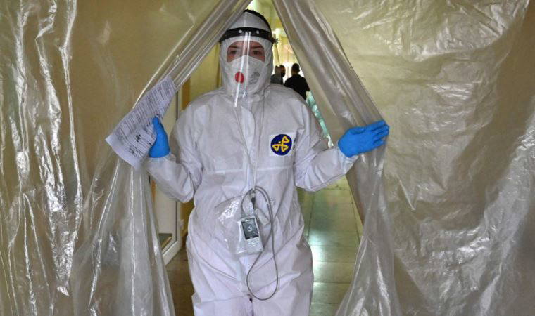 Güney Afrika'da ortaya çıkan yeni varyant piyasaları vurdu: İşte bilinmesi gereken 7 şey