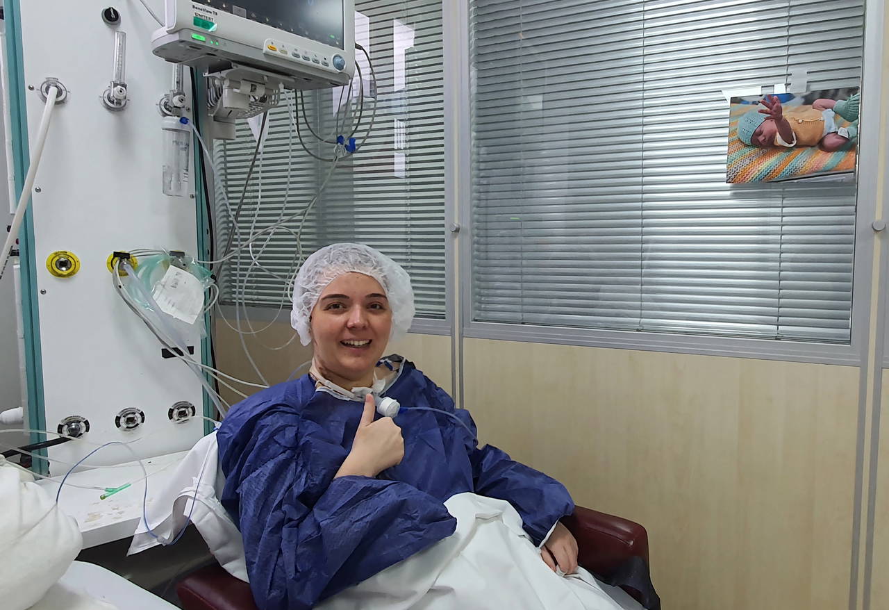 Türk doktorlar mucizeyi başardı: Yapay kalp ve akciğerle bebeğini dünyaya getirdi