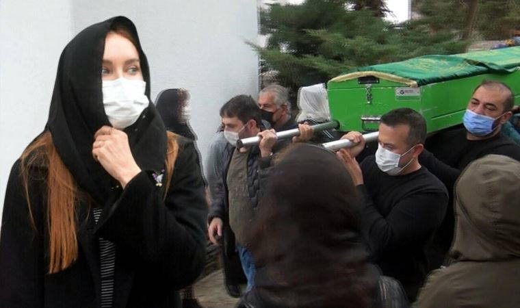 Ebru Şallı'nın babası son yolculuğuna uğurlandı