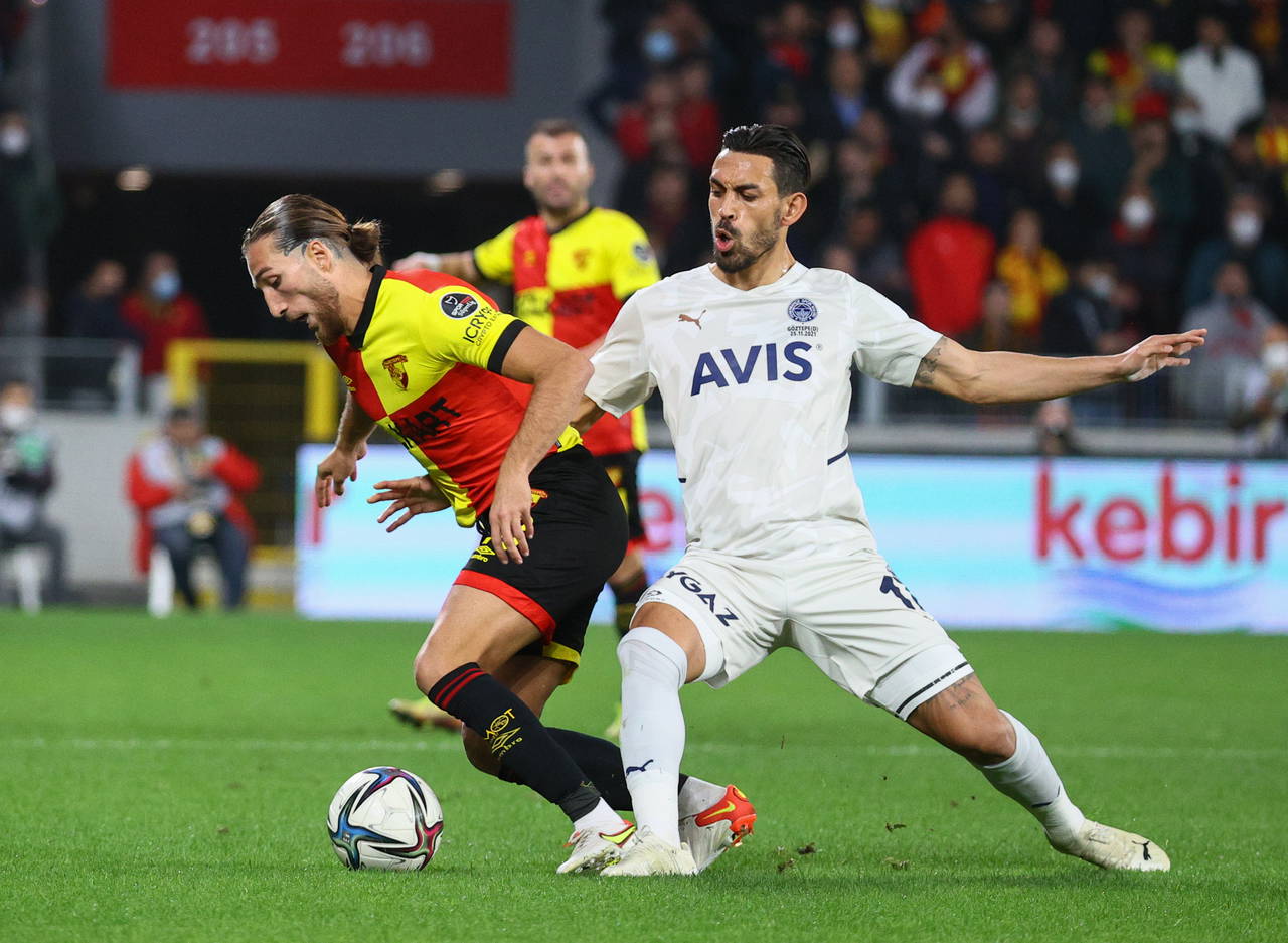 Fenerbahçe zirveden uzaklaşıyor| Göztepe 1-1 Fenerbahçe