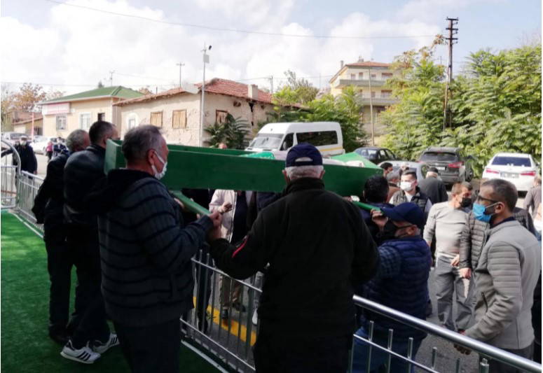 Oyuncu Semra Dinçer'in tabutunun neden açık olduğu ortaya çıktı