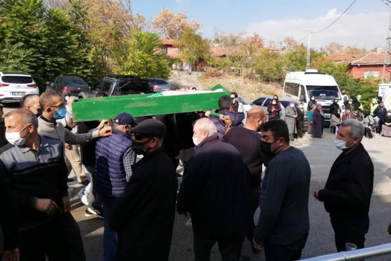 Oyuncu Semra Dinçer'in tabutunun neden açık olduğu ortaya çıktı