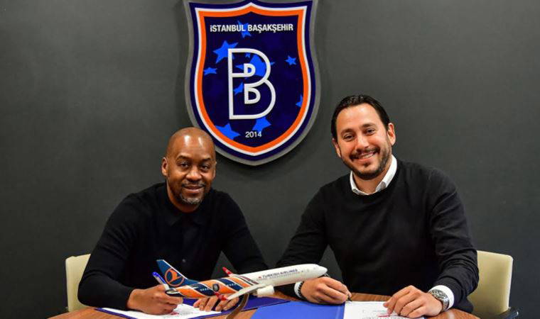 Trabzonspor'un eski teknik direktörü Eddie Newton, Başakşehir'de