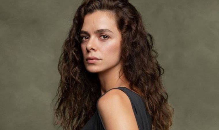 Özge Özpirinçci anne oldu