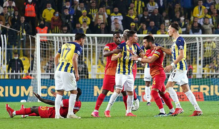 Fenerbahçe-Kayserispor maçındaki penaltı kararları doğru mu?