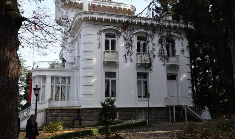 Atatürk’ün vasiyetini yazdığı köşk uygunsuz restorasyon kurbanı