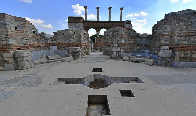 İzmir’deki arkeolojik kazıda DNA laboratuvarı kuruldu