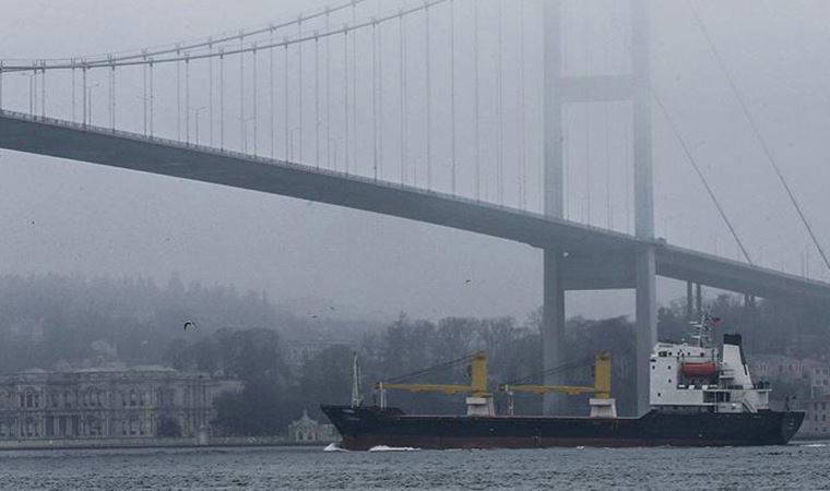 İstanbul Boğazı, transit gemi geçişlerine kapatıldı