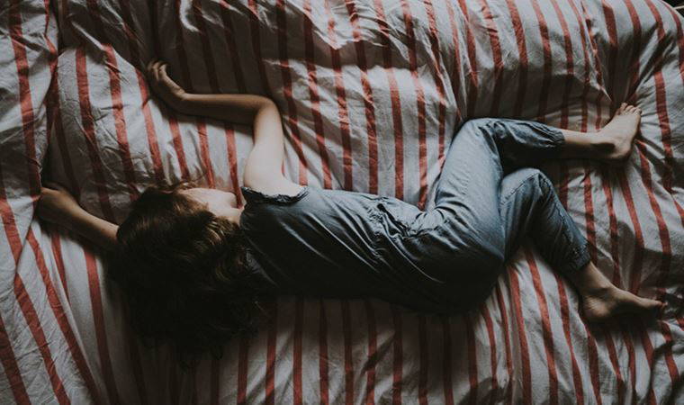 Uzmanı anlattı: '5 yaş üstü çocuklarda gece yatak ıslatma normal değil'