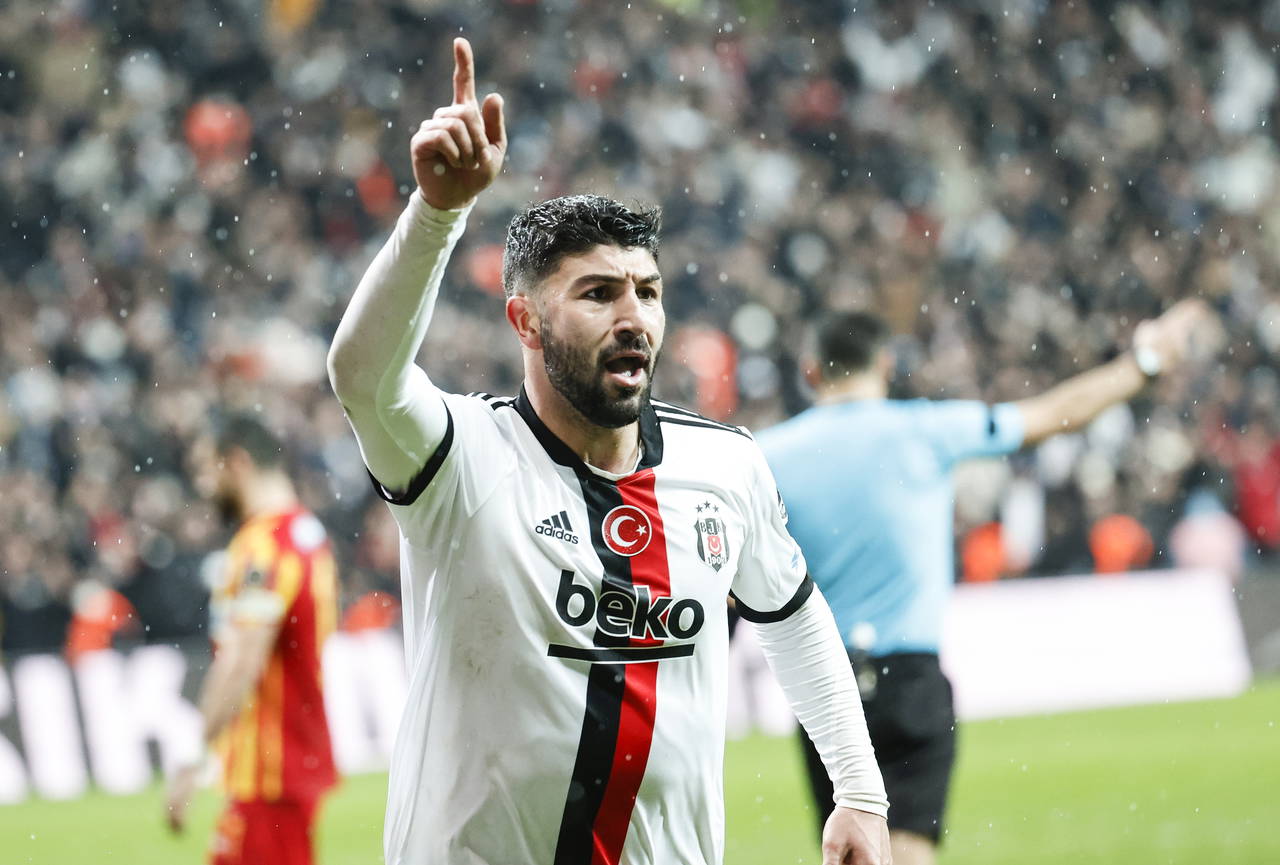 Rıdvan Dilmen: Beşiktaş'ın hocası camiadan biri olmalı