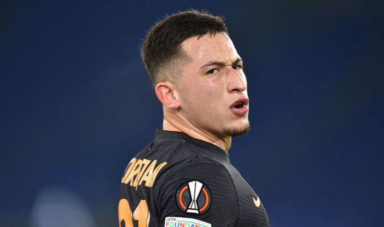 Galatasaraylı Morutan'ın menajeri: Fatih Terim'in onu neden oynatmadığını bilmiyorum