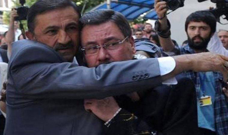 Melih Gökçek iş başında: Türkan Saylan'a saygısızlığı 'alkışladı'