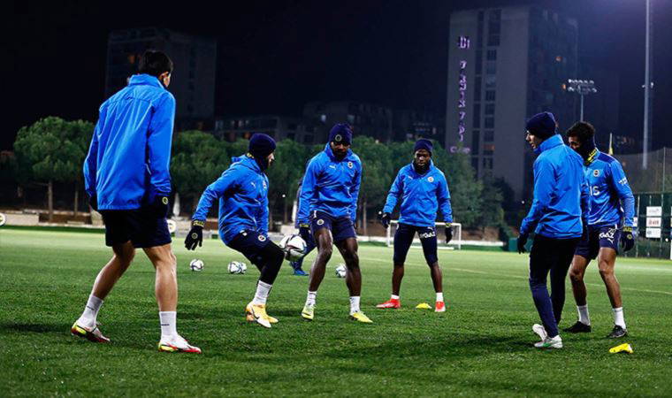 Fenerbahçe'nin Karagümrük kadrosu belli oldu