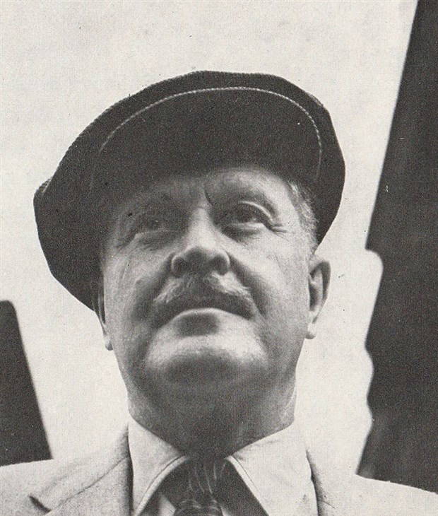 Nazım Hikmet’in bilinmeyen fotoğrafları ortaya çıktı