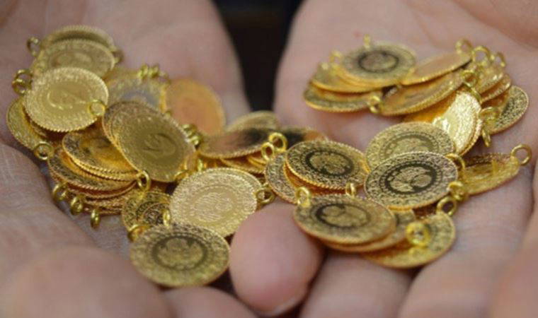 Altın fiyatları, doları takip etti