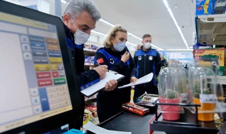 İstanbul'da zabıtalar marketleri geziyor