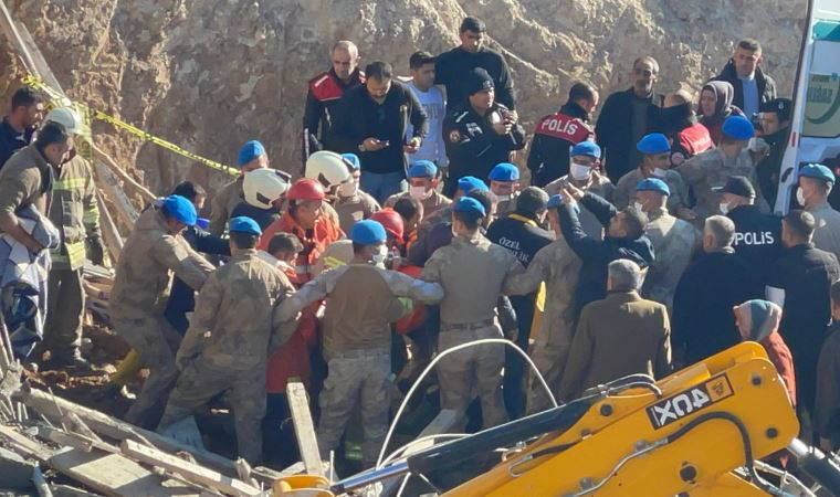 Mardin'de inşaatta çökme: 1 işçi öldü, 1 işçi yaralı