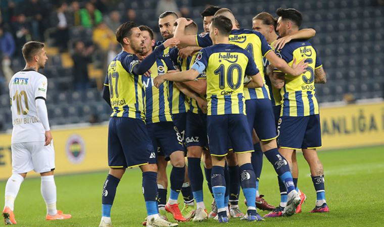 Fenerbahçe ilk yarıyı galibiyetle tamamladı!| Fenerbahçe 2-0 Yeni Malatyaspor