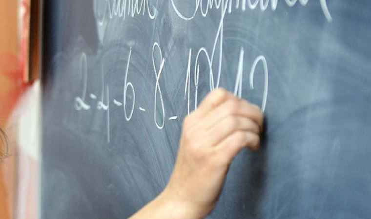 MEB, öğretmenler için alan değişikliği takvimi açıkladı