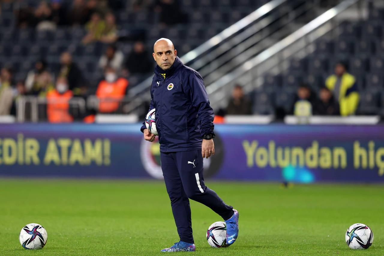 Fenerbahçe'nin yeni teknik direktörü kim olacak?