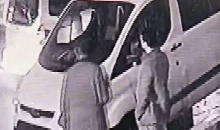 Esenyurt'ta bıçak çektiği motokuryenin burnunu kırdı