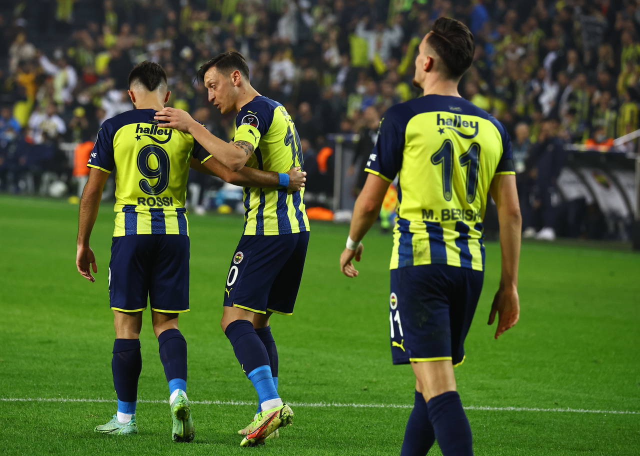 Rıdvan Dilmen'den Fenerbahçe açıklaması: İlk kez görüyorum