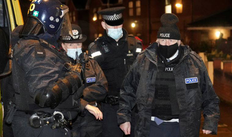 İngiltere'de hükümet, 300 bin uyuşturucu bağımlısının tedavisi için kaynak ayıracak