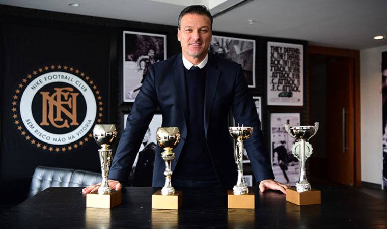 AKP’li Alpay Özalan'ın 'yeni rekoru': Kılıçdaroğlu konuşurken tam 10 kez ‘Aday mısın?’ diye sordu