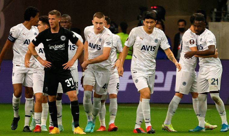 Fenerbahçe efsanesi Okacha, Kadıköy'de Frankfurt maçını izleyecek