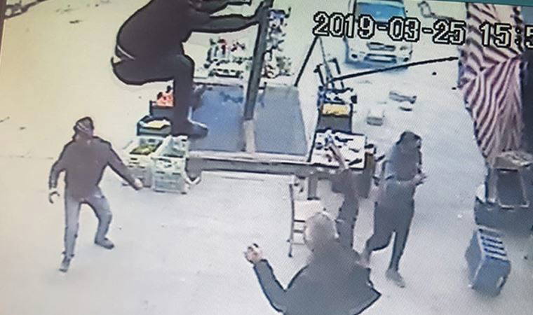 Şemsiye ile uçan adam konuştu: 'Ben de uzaya gitmek istiyorum'