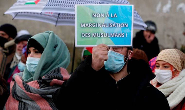 Fransa'da, tartışmalı 'radikal İslamcılarla mücadele' yasa tasarısı Ulusal Meclis'te onaylandı