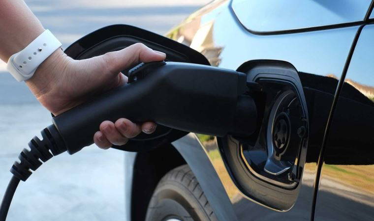 Elektrikli motorlu araçlarda ÖTV zammı