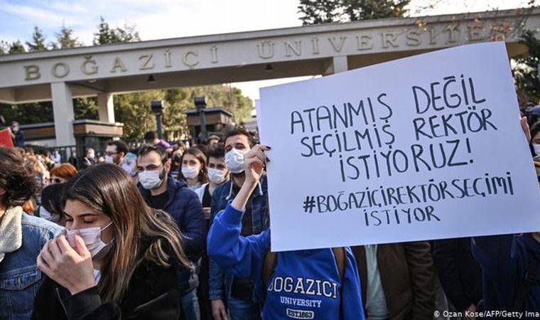 Galatasaray Üniversitesi akademisyenlerinden Boğaziçi'ne destek