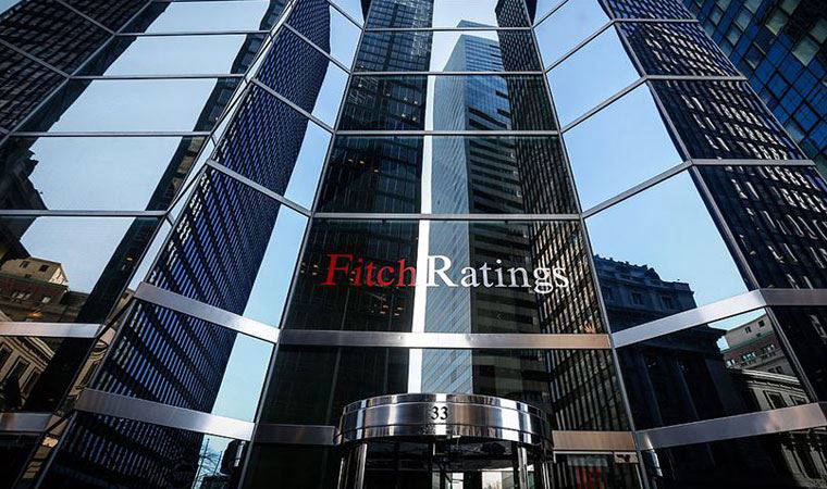Fitch, Türkiye'nin kredi notu görünümünü 