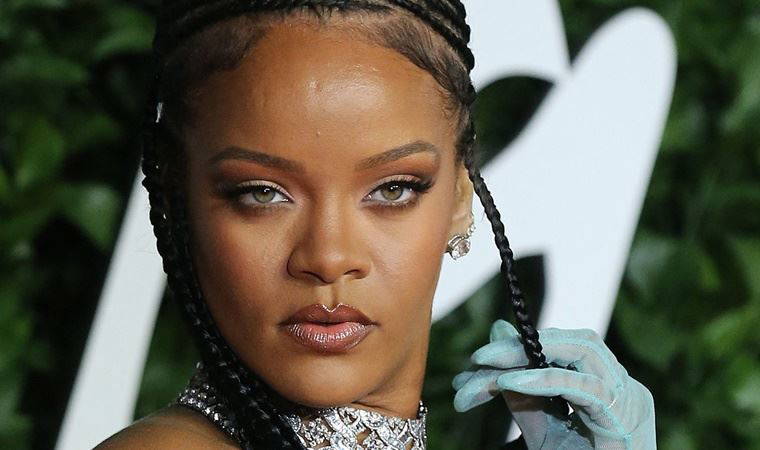 Rihanna iflastan döndü: Markasının değeri bir milyar dolara ulaştı