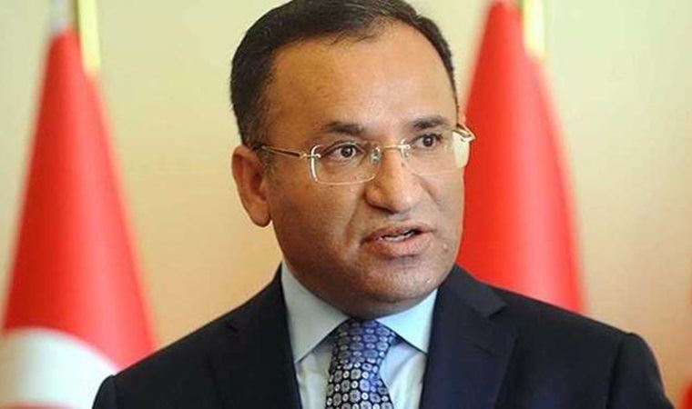 Bekir Bozdağ'dan 'yeni cumhuriyet' eleştirilerine: O zaman 1921 Anayasası'na da 'birinci cumhuriyet' dememiz mi gerekiyor?