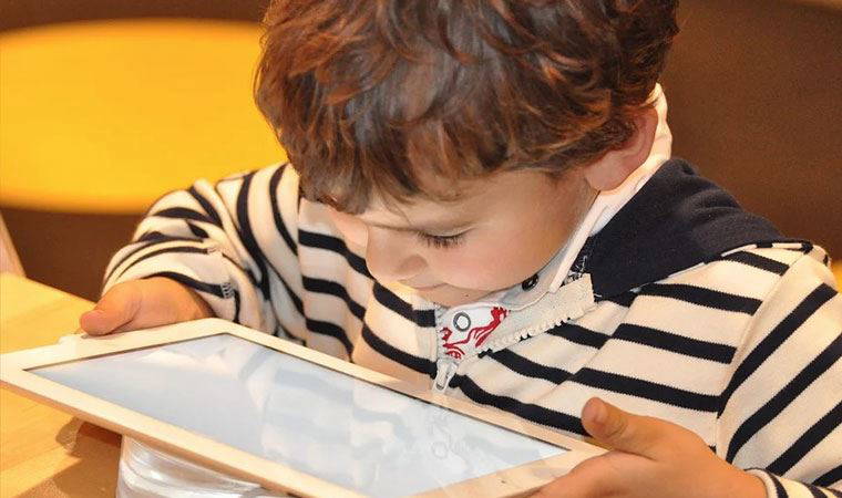 Ekran süresini ‘yaşın 10 katı dakika’ olarak belirleyin