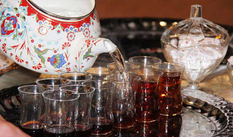 Amerikalı doktordan koronavirüs için siyah çay önerisi