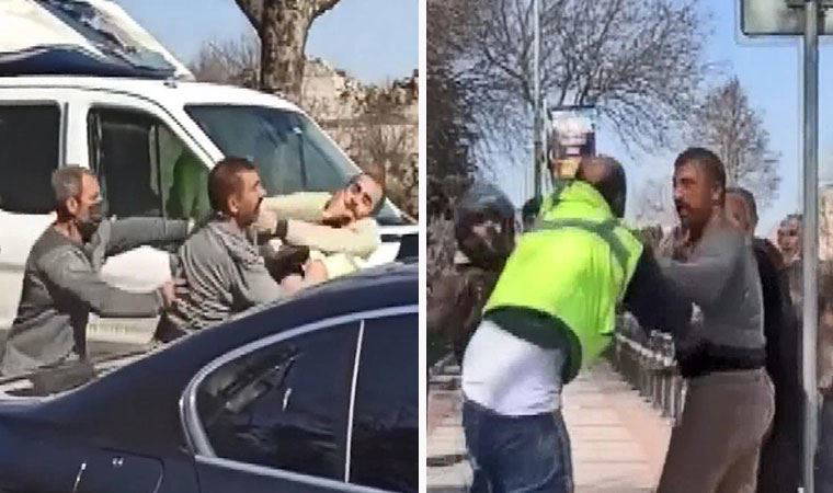 Zeytinburnu'nda yol verme kavgası kamerada