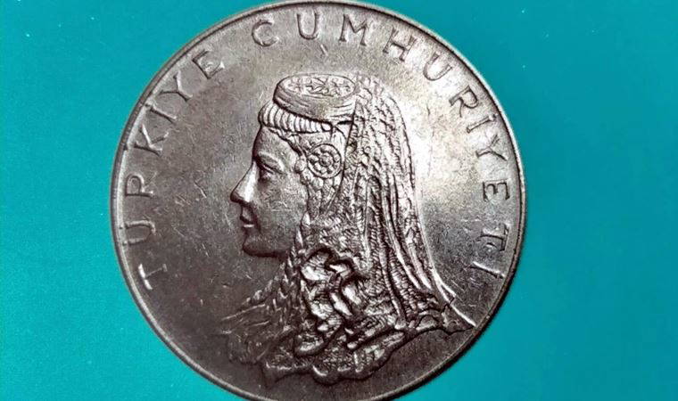 Halktan biri olarak fotoğrafı 50 kuruş üzerine basılan Sabiha Tansuğ adına Urla'da müze açılacak