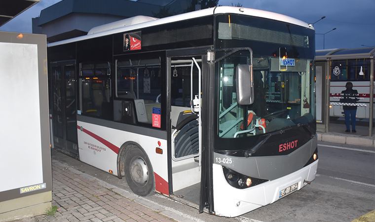 Otobüste dehşet... HES kodunu göstermedi, uyaranı bıçakladı