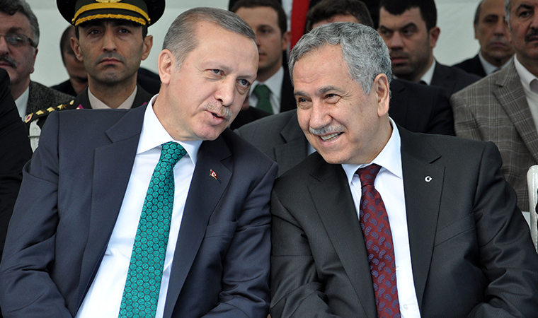 Son dakika... AKP kongresinde 'Bülent Arınç' detayı