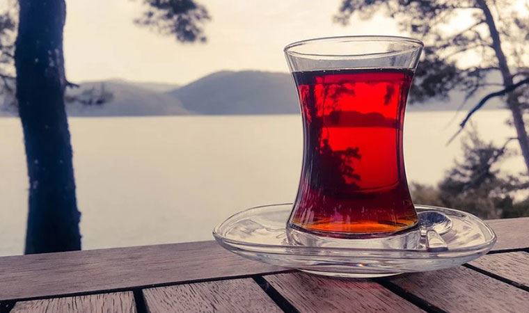 Kanser riskini 5 kat artırıyor; çay içerken sıcaklığına dikkat