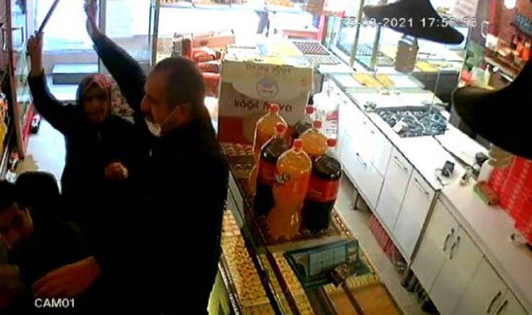 Bağcılar'da ortalığın savaş alanına döndüğü kavga kamerada