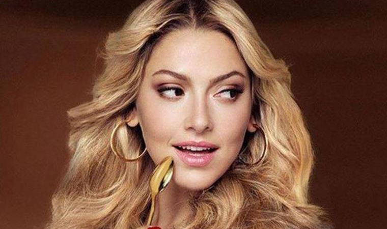 Hadise isyan etti: 