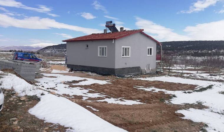 Konya'da yaşlı çift, soba gazından zehirlendi