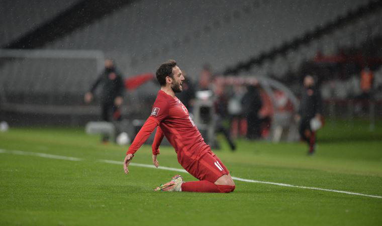 Hakan Çalhanoğlu: Hiçbirimizin gözüne uyku girmedi