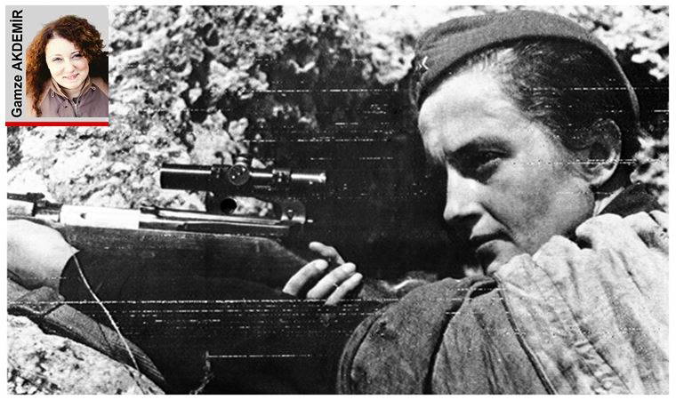 'Kadın Yok Savaşın Yüzünde'